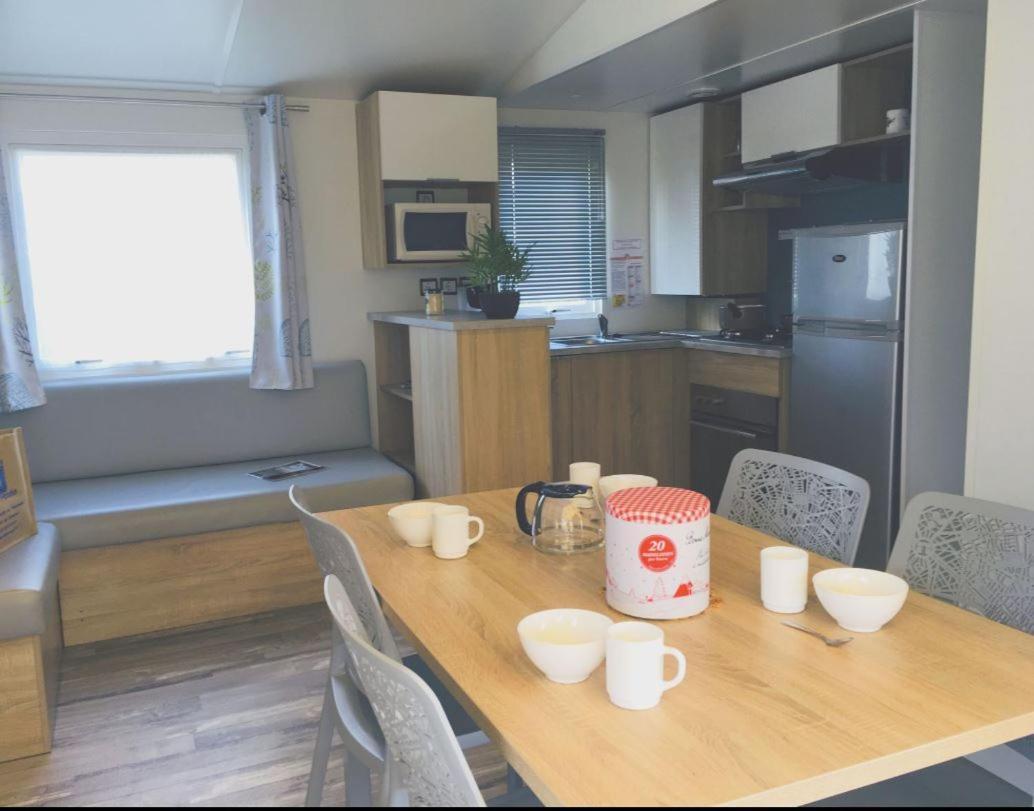 Camping La Haie Penee **** Saint-Quentin-en-Tourmont Zewnętrze zdjęcie