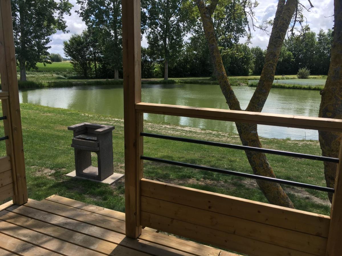 Camping La Haie Penee **** Saint-Quentin-en-Tourmont Zewnętrze zdjęcie