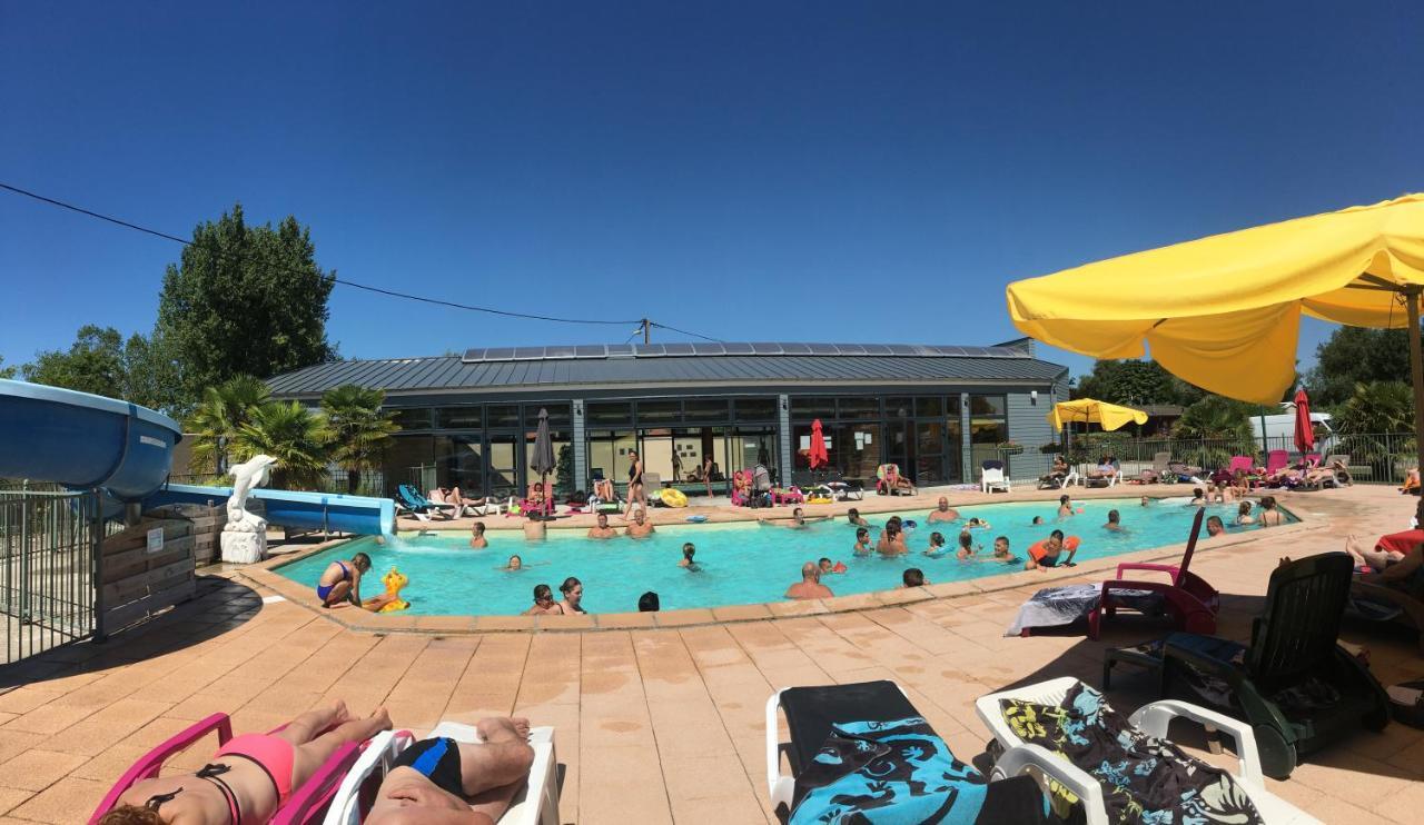 Camping La Haie Penee **** Saint-Quentin-en-Tourmont Zewnętrze zdjęcie