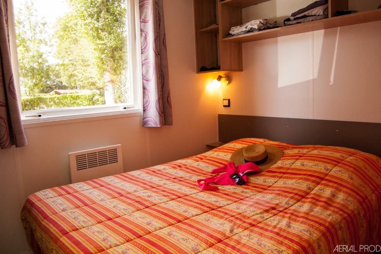 Camping La Haie Penee **** Saint-Quentin-en-Tourmont Zewnętrze zdjęcie